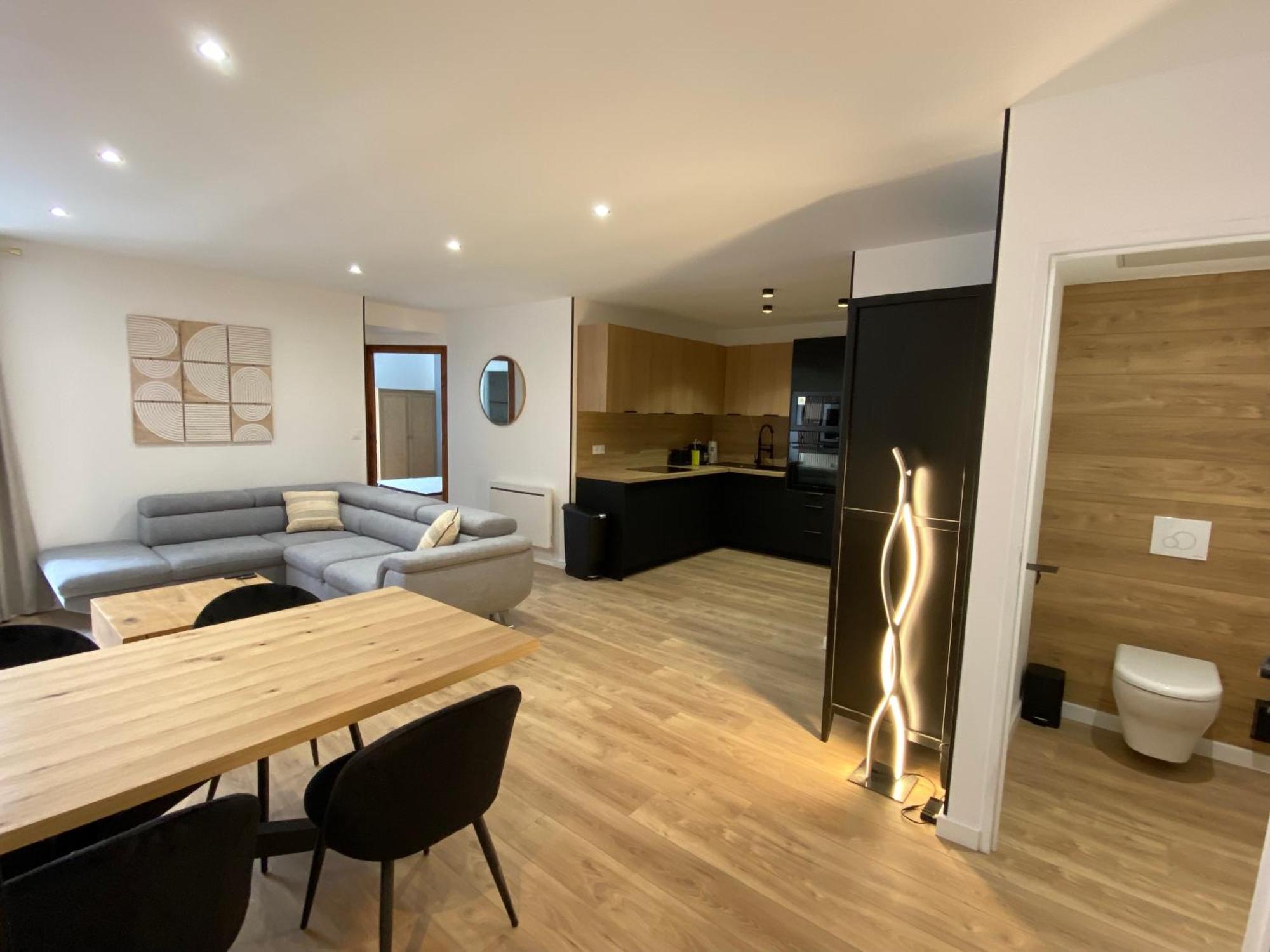 Madonna Elegance, Proche Sanctuaire, 95M2 Lejlighed Lourdes Eksteriør billede